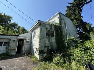 20 Hopkins St, Troy, NY 12180