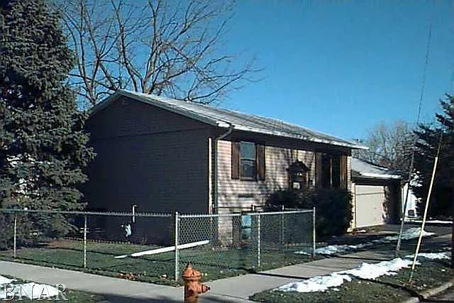 205 W Stewart St photo 1
