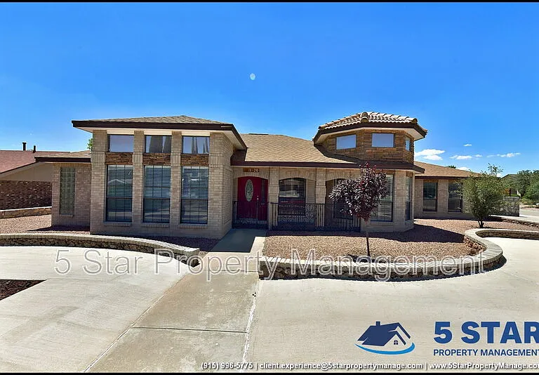 11620 Laura Marie Dr — Photo 1