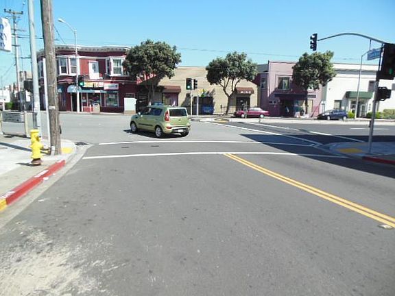 4th image of 49 Crocker Ave