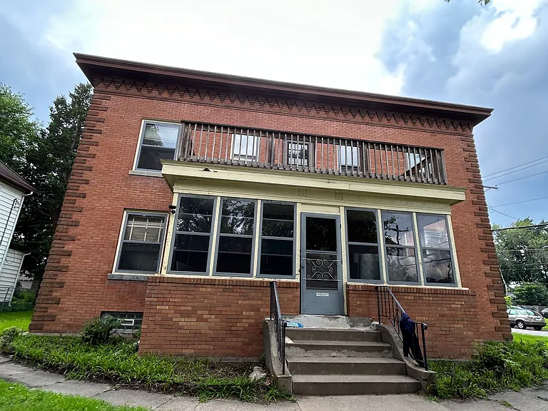 652 Van Buren St NE #2 — Photo 1