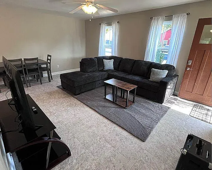 3288 Rainwood Dr — Photo 5