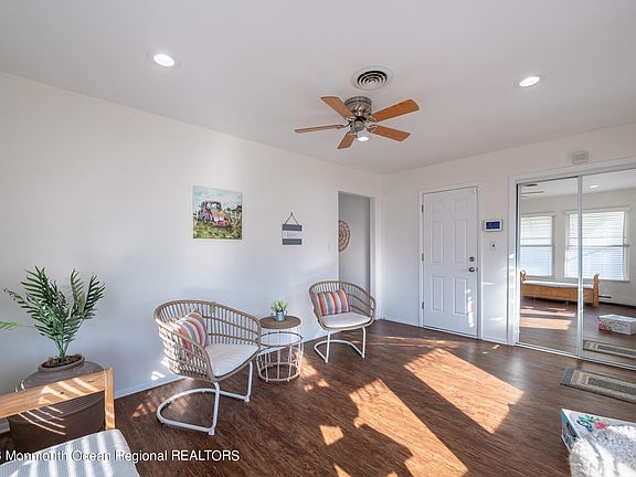 5th image of 4 Abaco Street