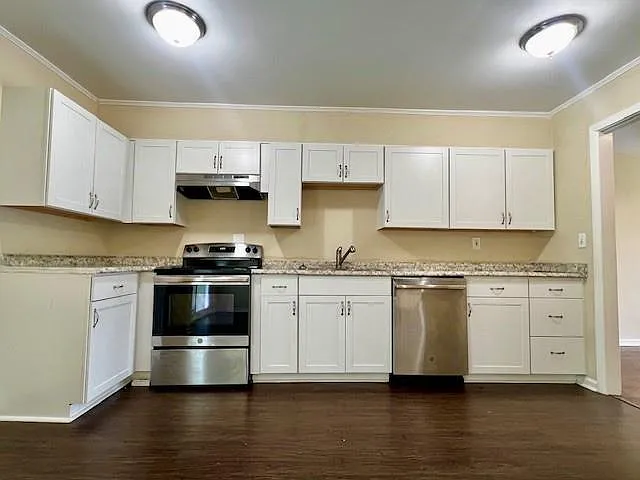1597 Gilston Ct — Photo 6
