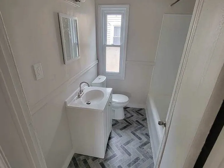 5219 Devonshire Rd #2 — Photo 5