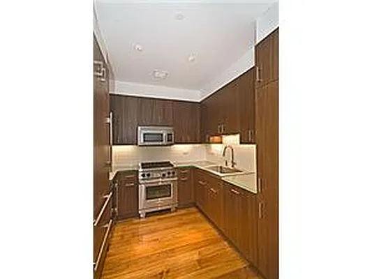 Rented by New York Residence | media 77