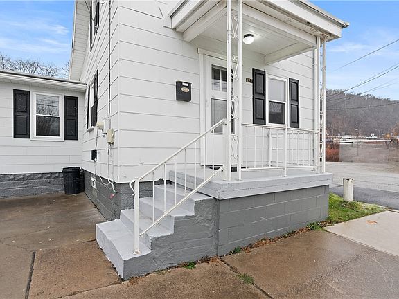 3rd image of 321 2nd St