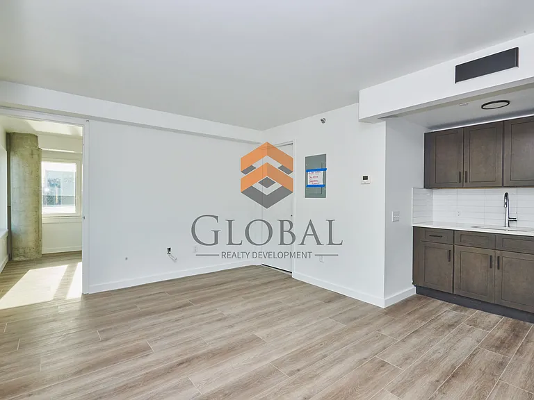 790 Allerton Ave #306 — Photo 5