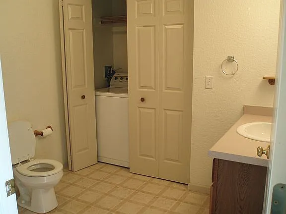 811 S Irish Rd #6 — Photo 7
