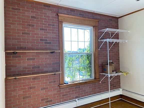 5th image of 46 Main St APT 5