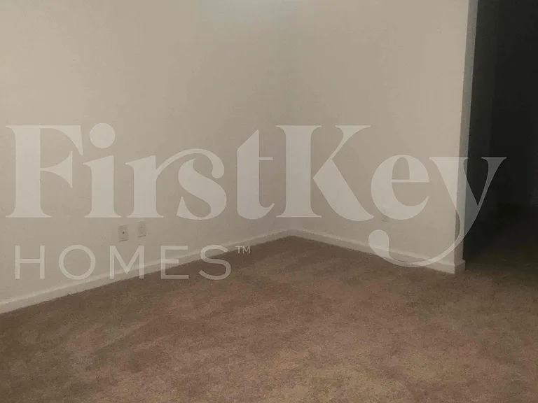 3149 SW Letchworth St — Photo 9