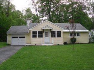 48 Pageant St, Bennington, VT 05201