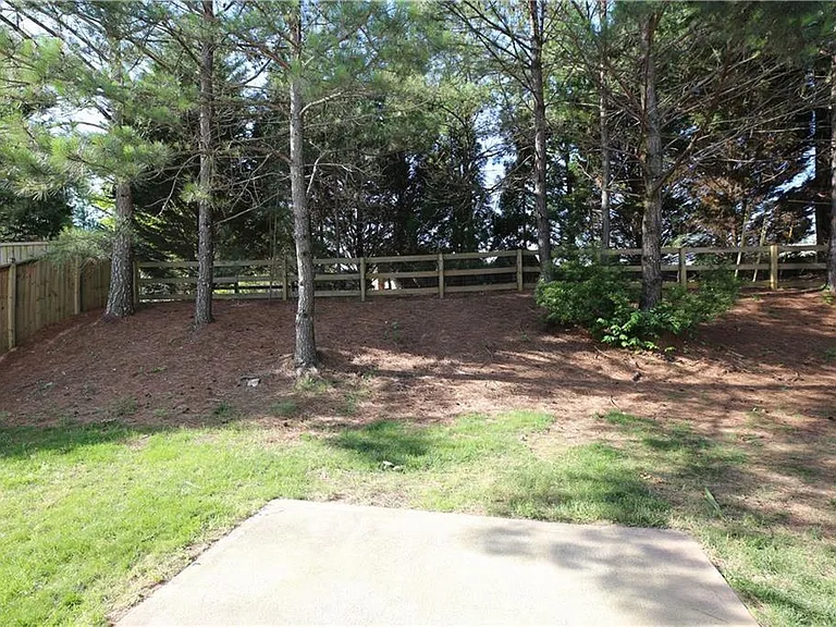 173 Parkmont Ct — Photo 34