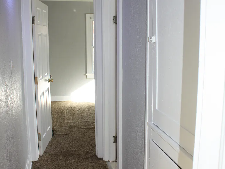 5725 Highland Ave — Photo 16