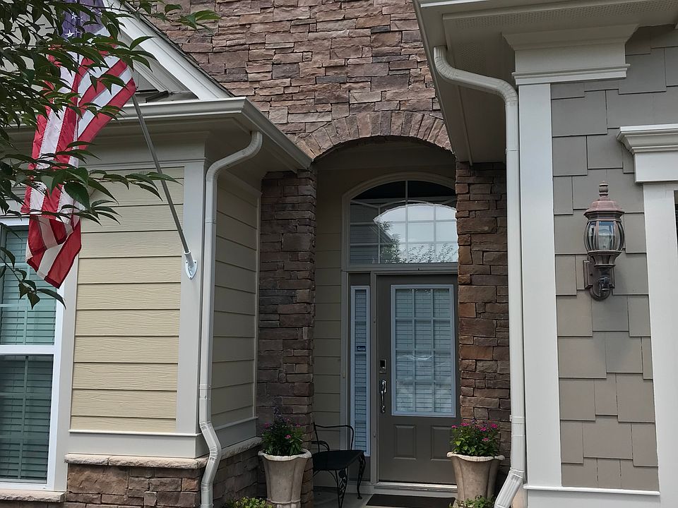 1st image of 1090 Creekwood Ch