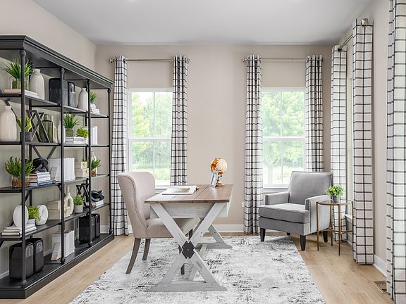 Robert Frost with Finished Basement