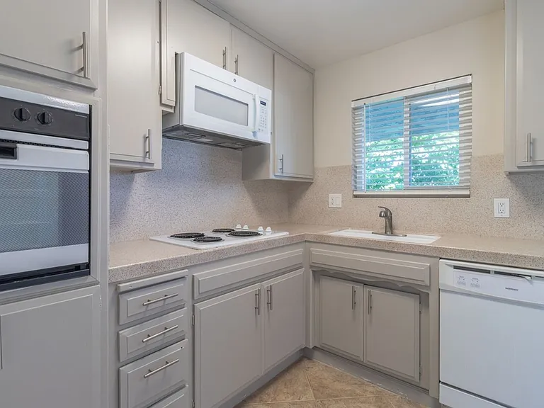 Elegante Apartments ~ Exceptionally Spacious, Unique and a Must See Community! — Photo 37