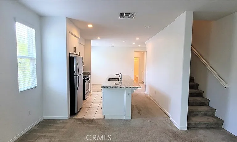 278 S Arroyo Dr #D — Photo 3