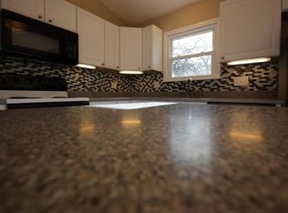 69 Wesleyan Cir, Granville, OH 43023