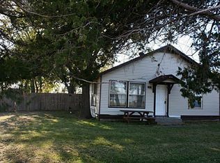 404 McDuff Ave, Grandview, TX 76050