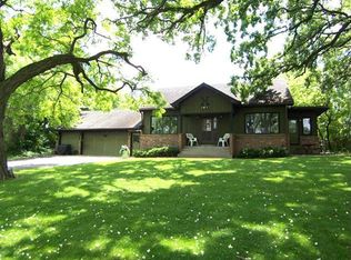 740 Diamond Lake Rd, Mundelein, IL 60060