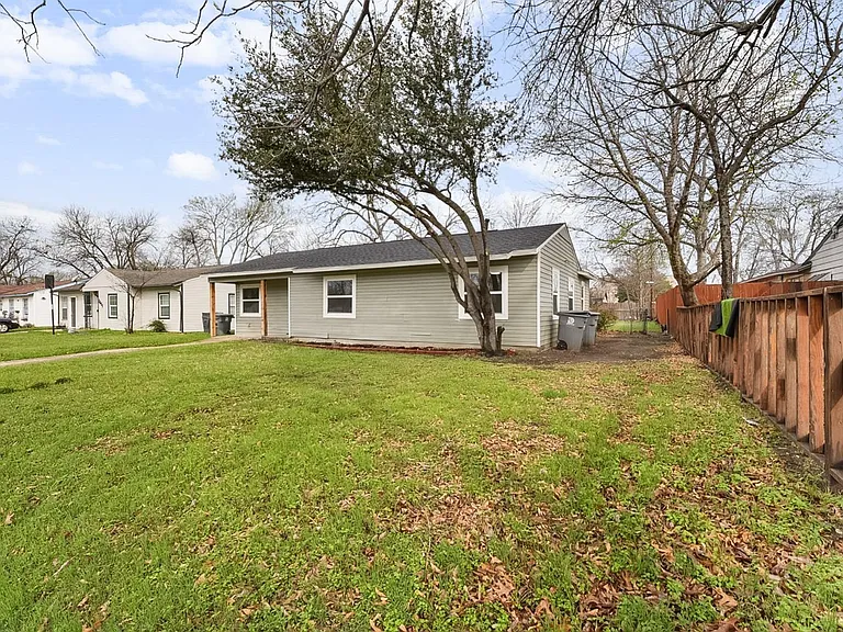 2655 Larry Dr — Photo 26