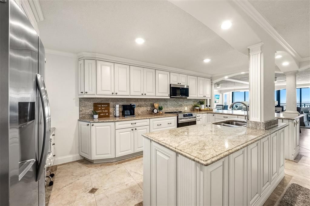 20 Whispering Sands Dr APT 1102, Sarasota, FL - More