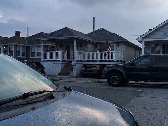 2nd image of 98 Georgia Ave