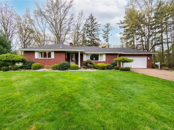 1 W Fairfield Ave, New Castle, PA 16105