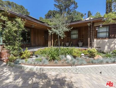 6649 Cahuenga Ter, Los Angeles, CA, 90068