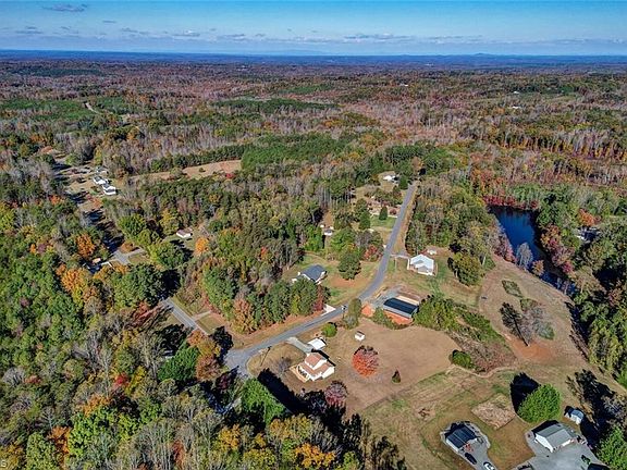 5th image of 309 Vernon Rd