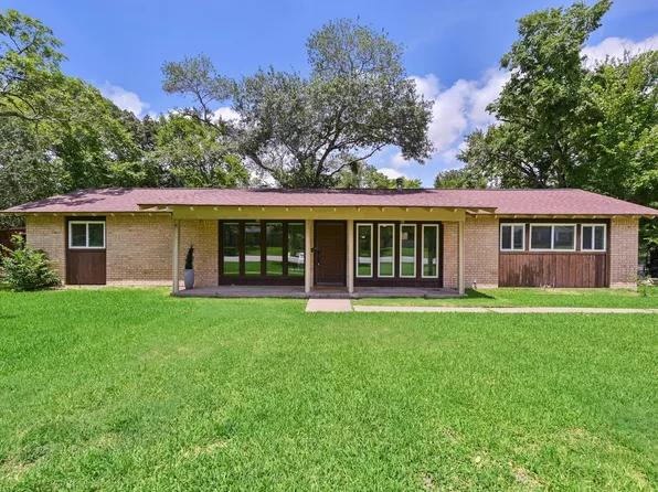 1217 Glade St, College Station, TX 77840