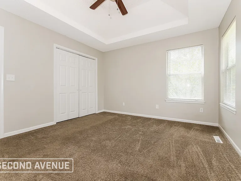 400 20th Ave S — Photo 15