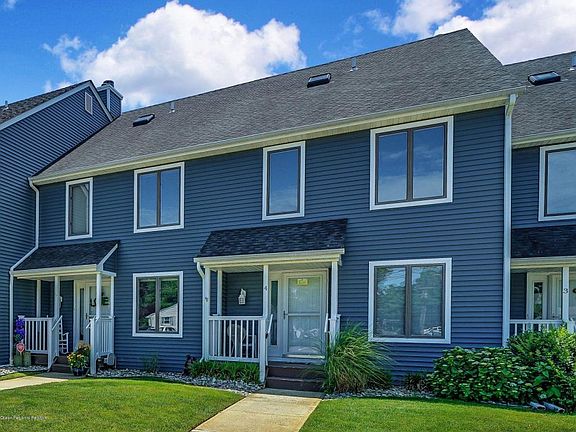 4th image of 2410 Sylvan Dr APT 5