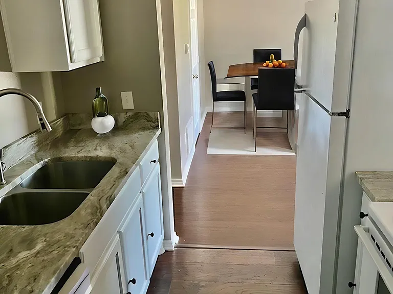 872 W Vanderbilt St #2202 — Photo 2