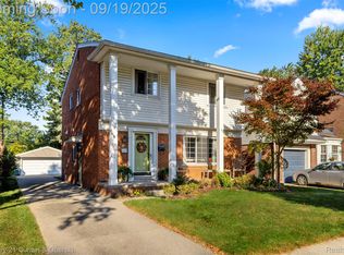 635 N Rosevere Ave, Dearborn, MI 48128