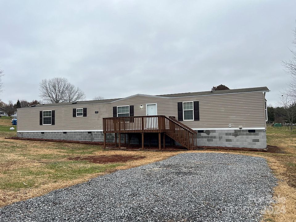 1st image of 3804 Crossing Creek Dr