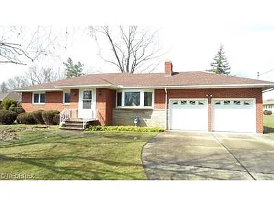 7176 Glencairn Dr photo 1