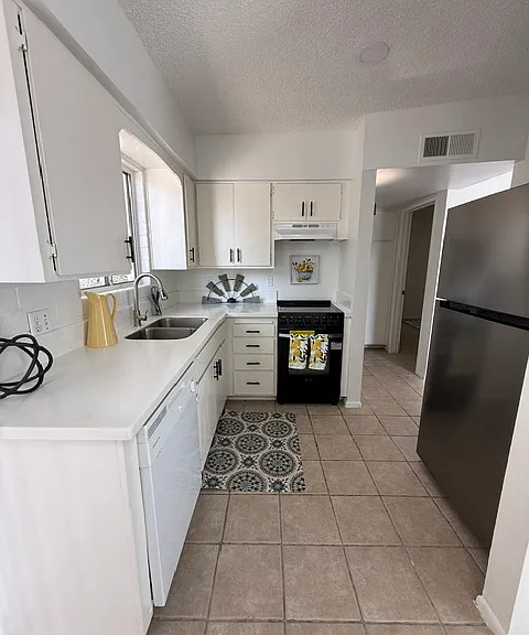 1141 N April Cir #A — Photo 6