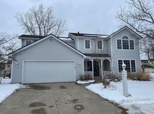 10035 Castle Ridge Pl, Fort Wayne, IN 46825