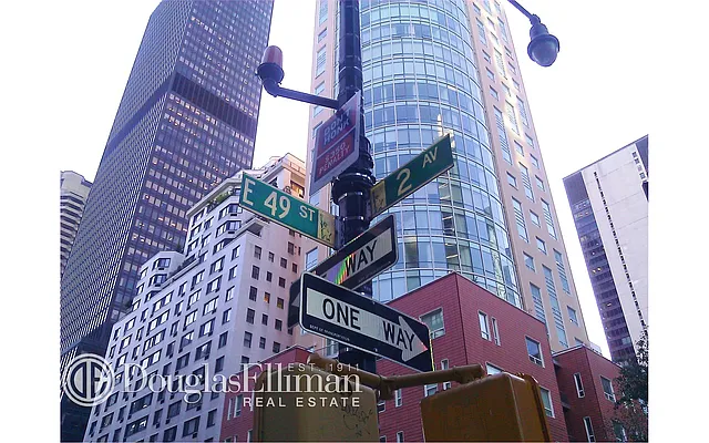 Rented by Douglas Elliman | media 21