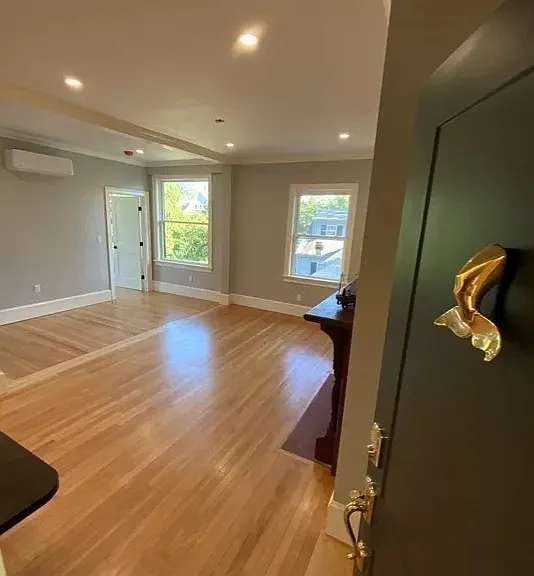 50 E Clinton St #2 — Photo 5