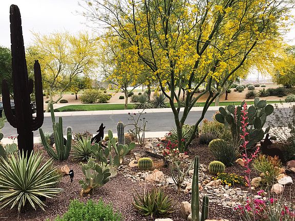 5th image of 16254 W Larkspur Dr