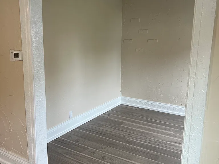308 Essex St #2 — Photo 10