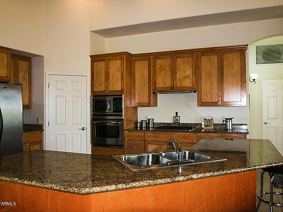 4th image of 11063 N Camino De Oeste