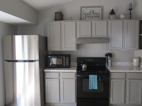 4th image of 328 Northside Dr