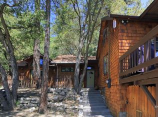 24945 Marino Ridge Dr, Idyllwild, CA 92549