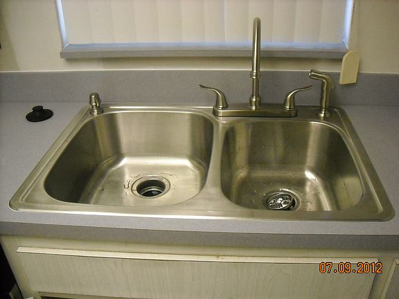 New sink & counter
