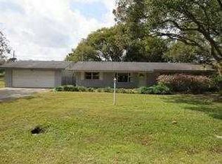452 Palm Dr, Sanford, FL 32771