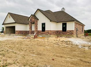 10368 Whiskey River Rd, Bryan, TX 77807